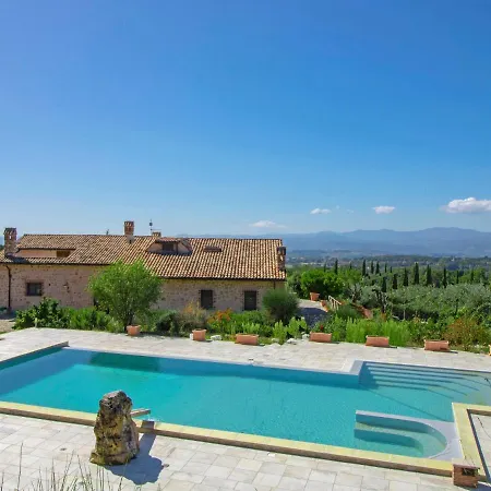 La Danza By Interhome * Massa Martana